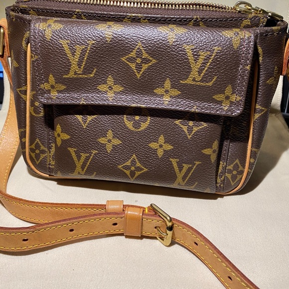 Louis Vuitton Handbags - Louis Vuitton Viva Cite PM #7